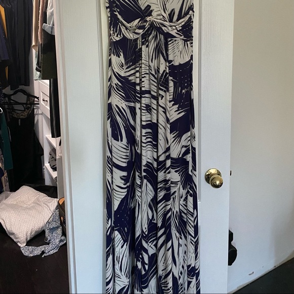 Vince Camuto Floral Maxi Dress - Picture 4 of 4